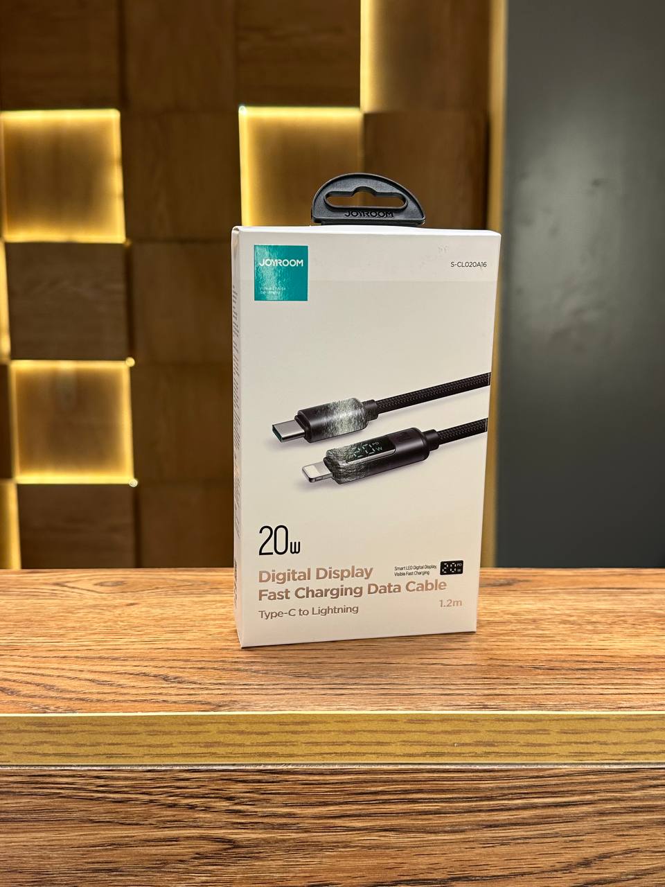 Jooyroom Charging Cable Type-C to Lightning